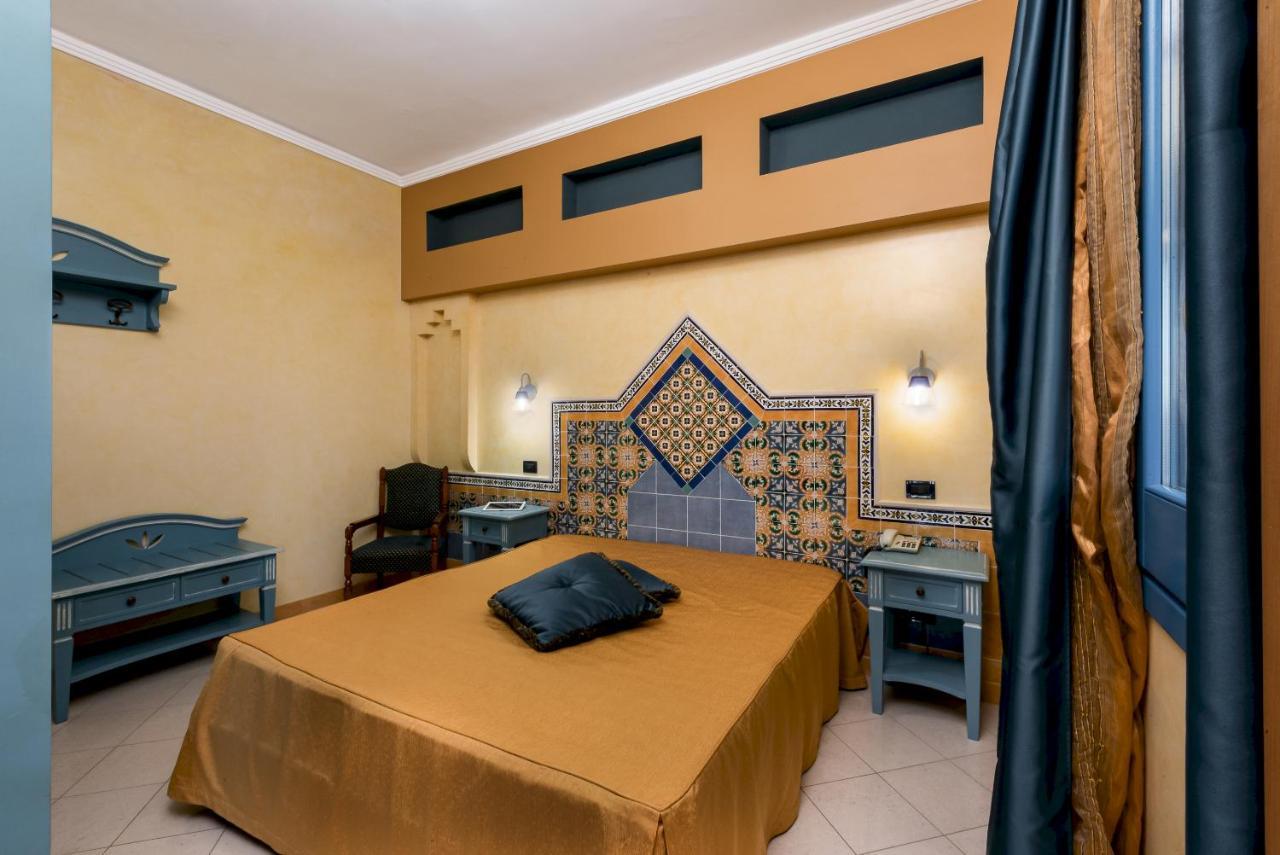 Hotel Ristorante Mediterraneo Faro San Vito Lo Capo Extérieur photo