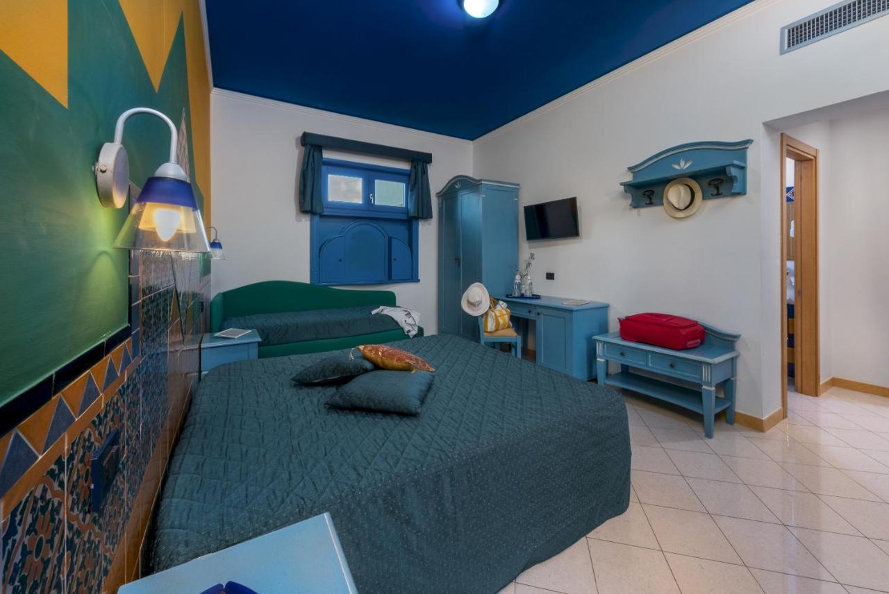 Hotel Ristorante Mediterraneo Faro San Vito Lo Capo Extérieur photo