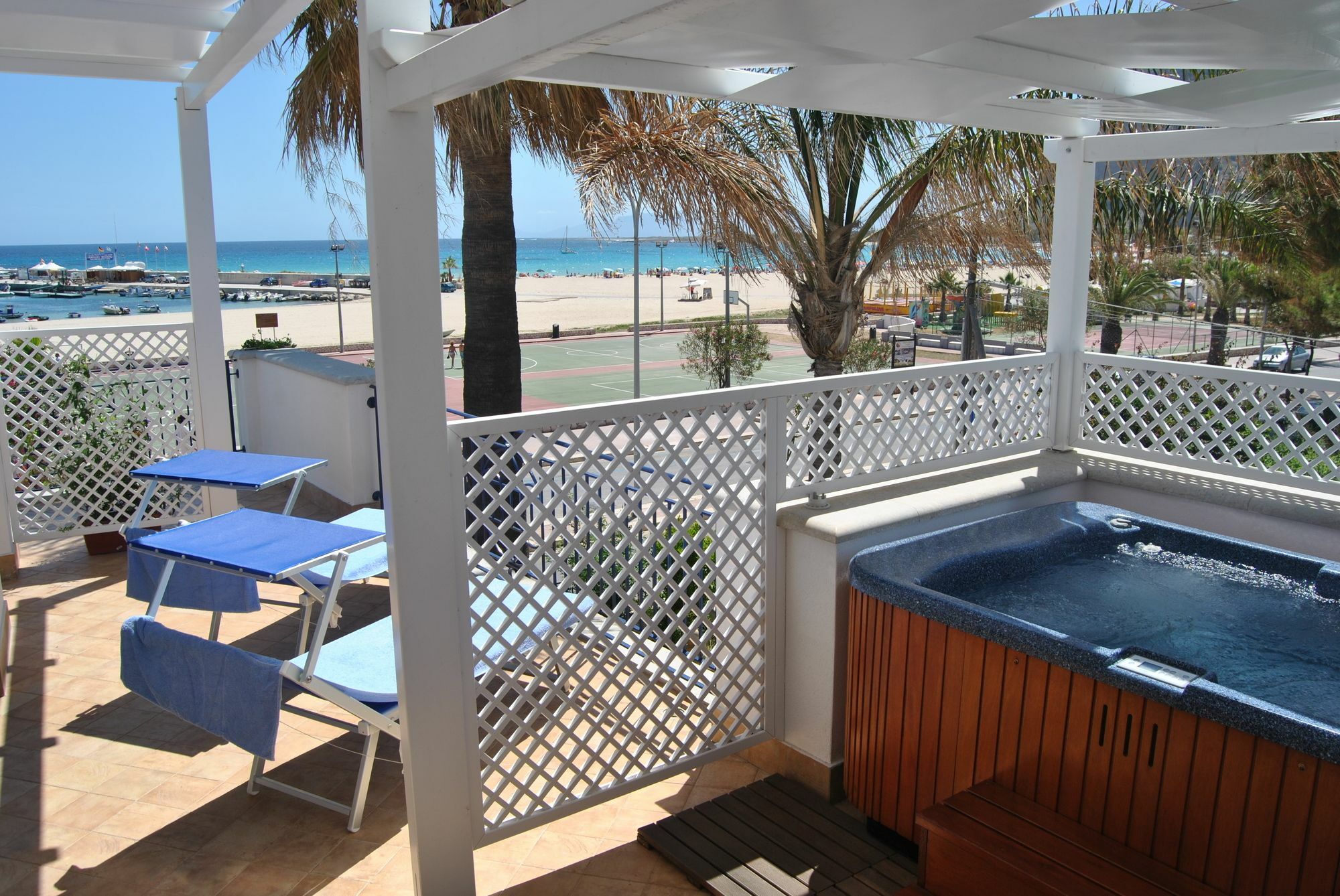 Hotel Ristorante Mediterraneo Faro San Vito Lo Capo Extérieur photo